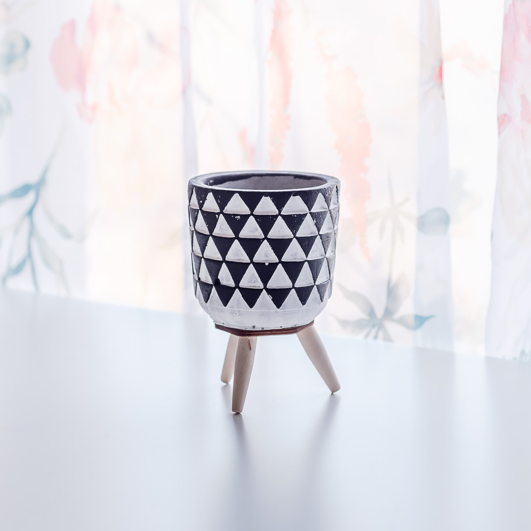 676-vase-set1-v2-cropped25.jpg