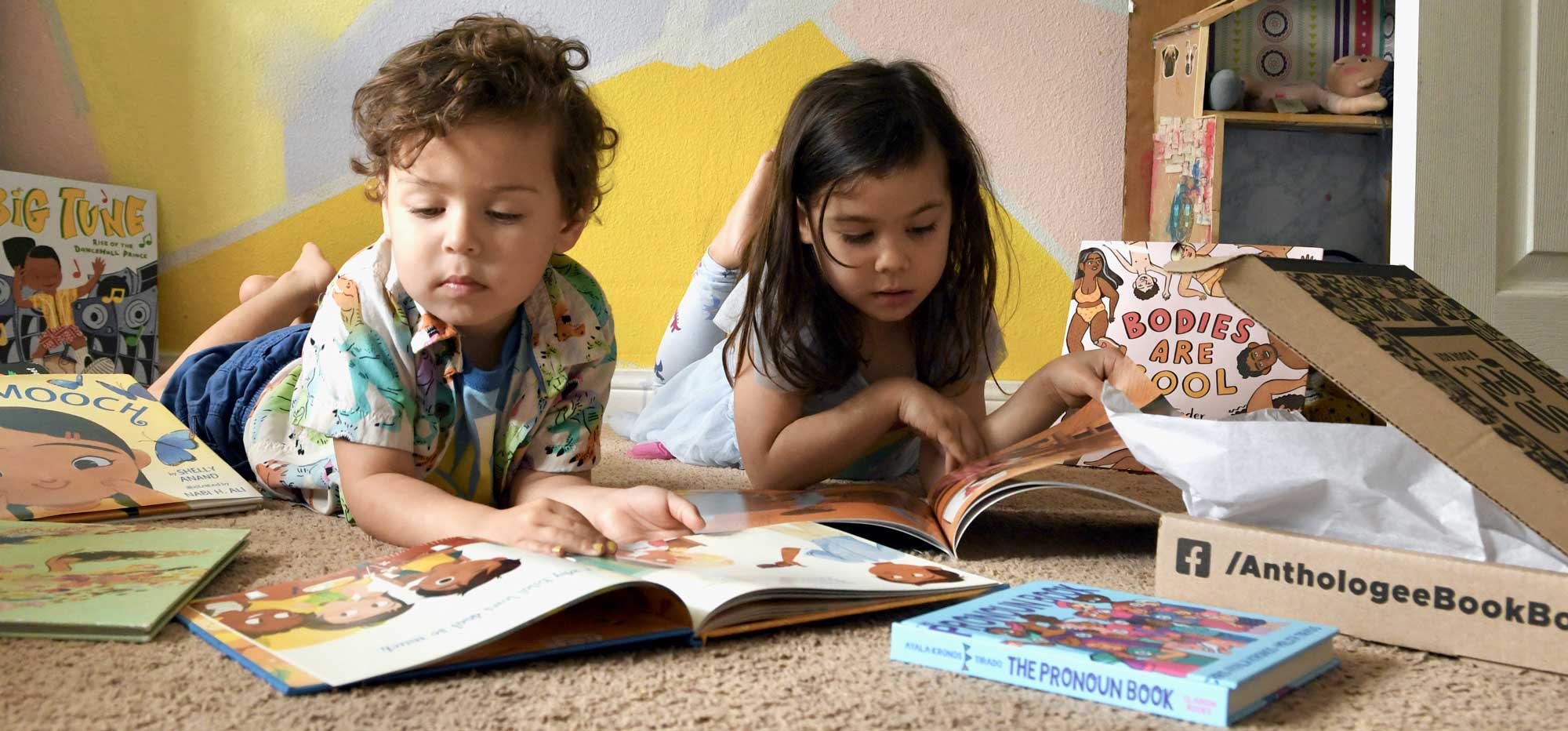507-explorer-kids-with-books-17219298071351.jpg
