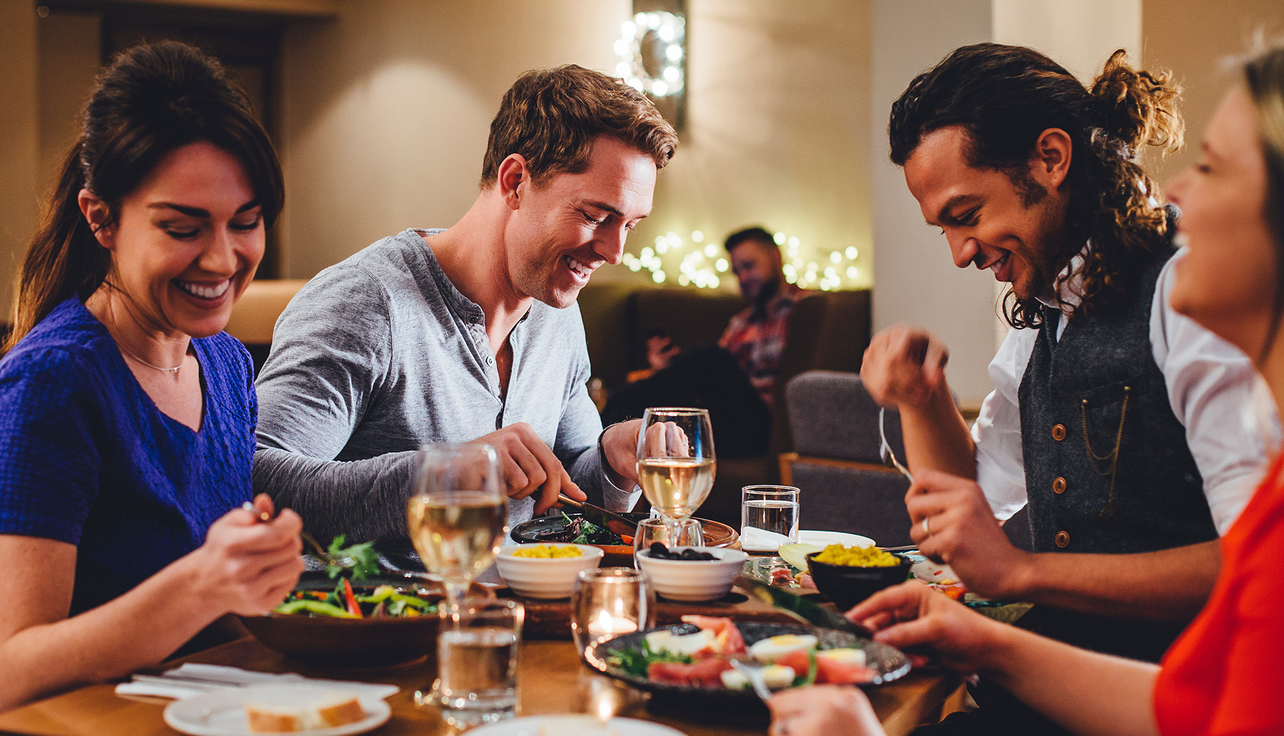 r414-dining2-couplesrest1800-17065477172705.jpg