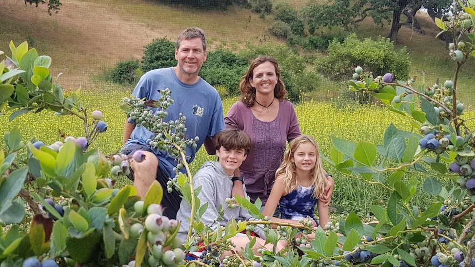 408170974548775-family.jpg