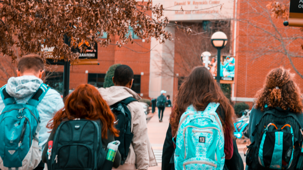 5 Ways to Stay Connected with Your College Kid