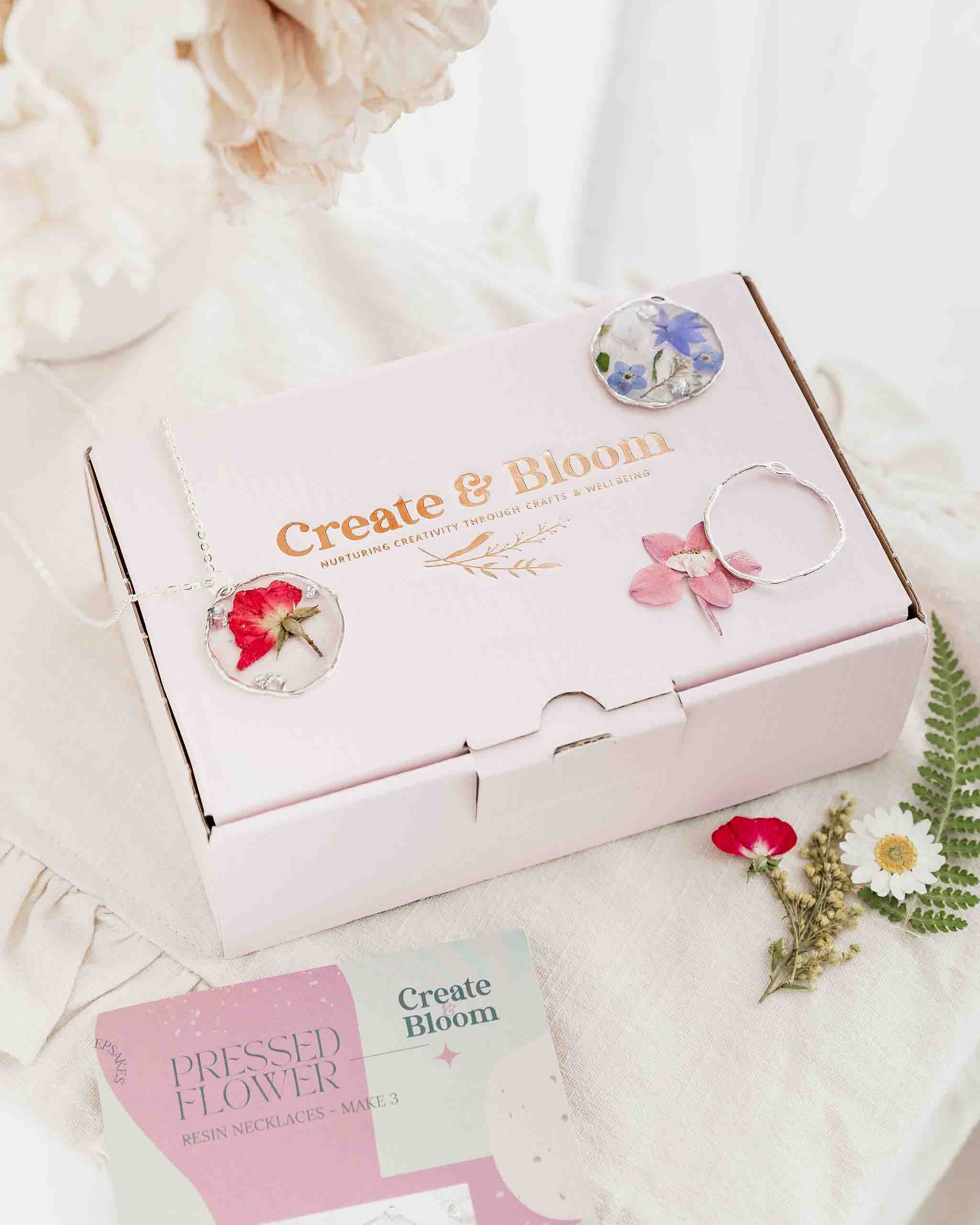 1698-cosy-craft-club-botanical-resin-necklace-kit-17830792444361.jpg