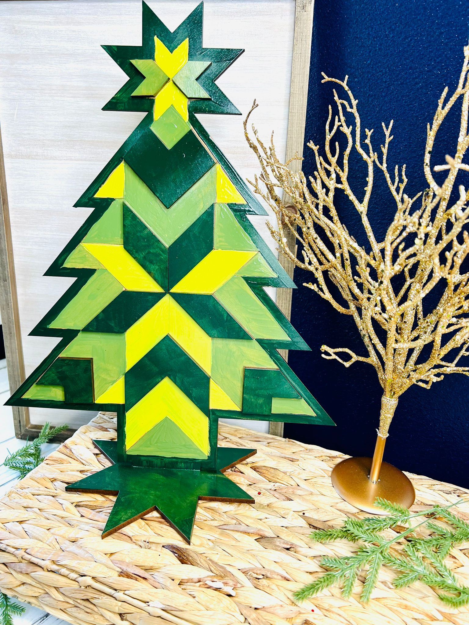 638-geometric-christmas-tree-bonus-16830803954527.jpeg