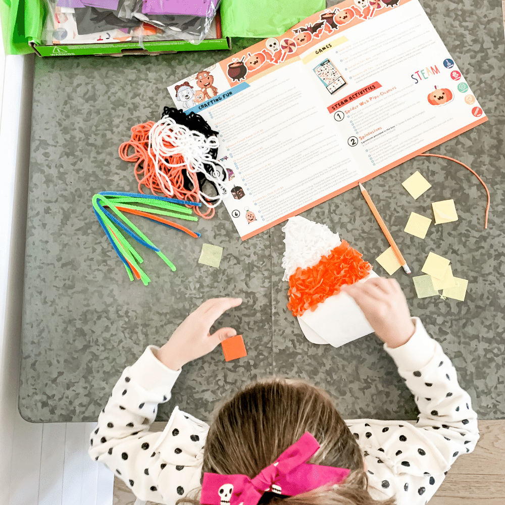 9711-curiosity-box-extreme-crafting-halloween-gallery--image4-16863787424433.png