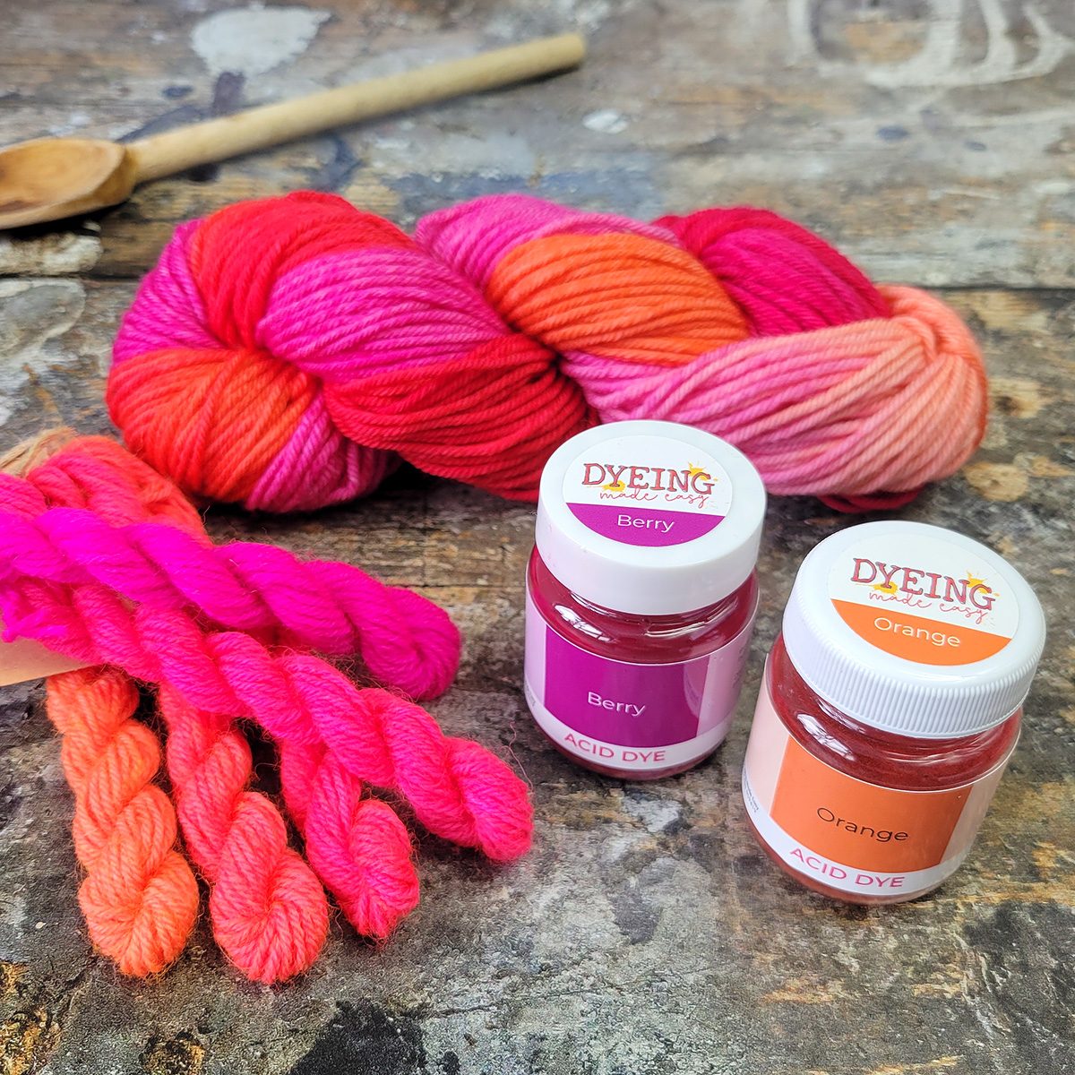 1600-pink-skein-with-dye-pots-1-17798819183693.jpg