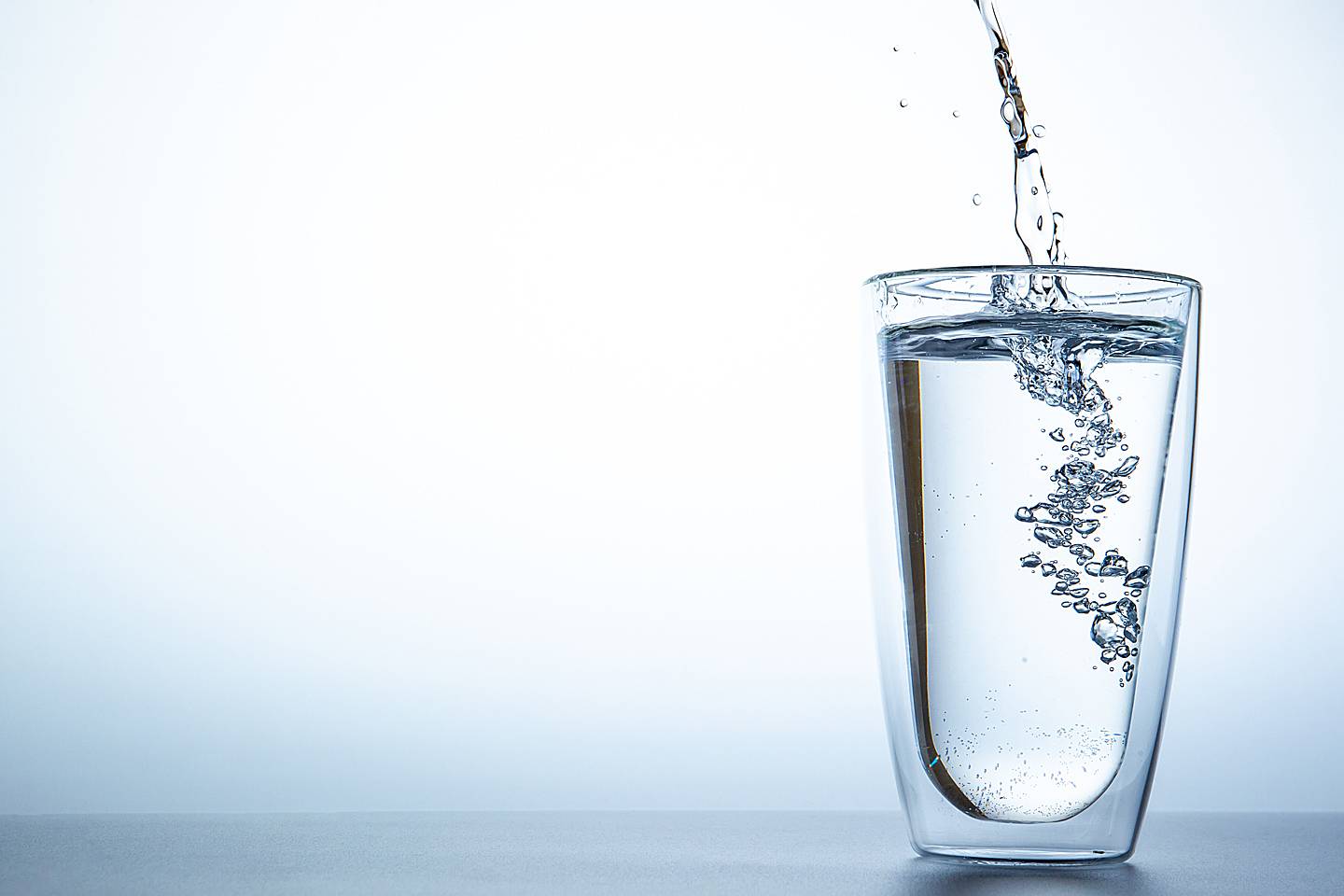 r97-drink-more-water-hub.jpg