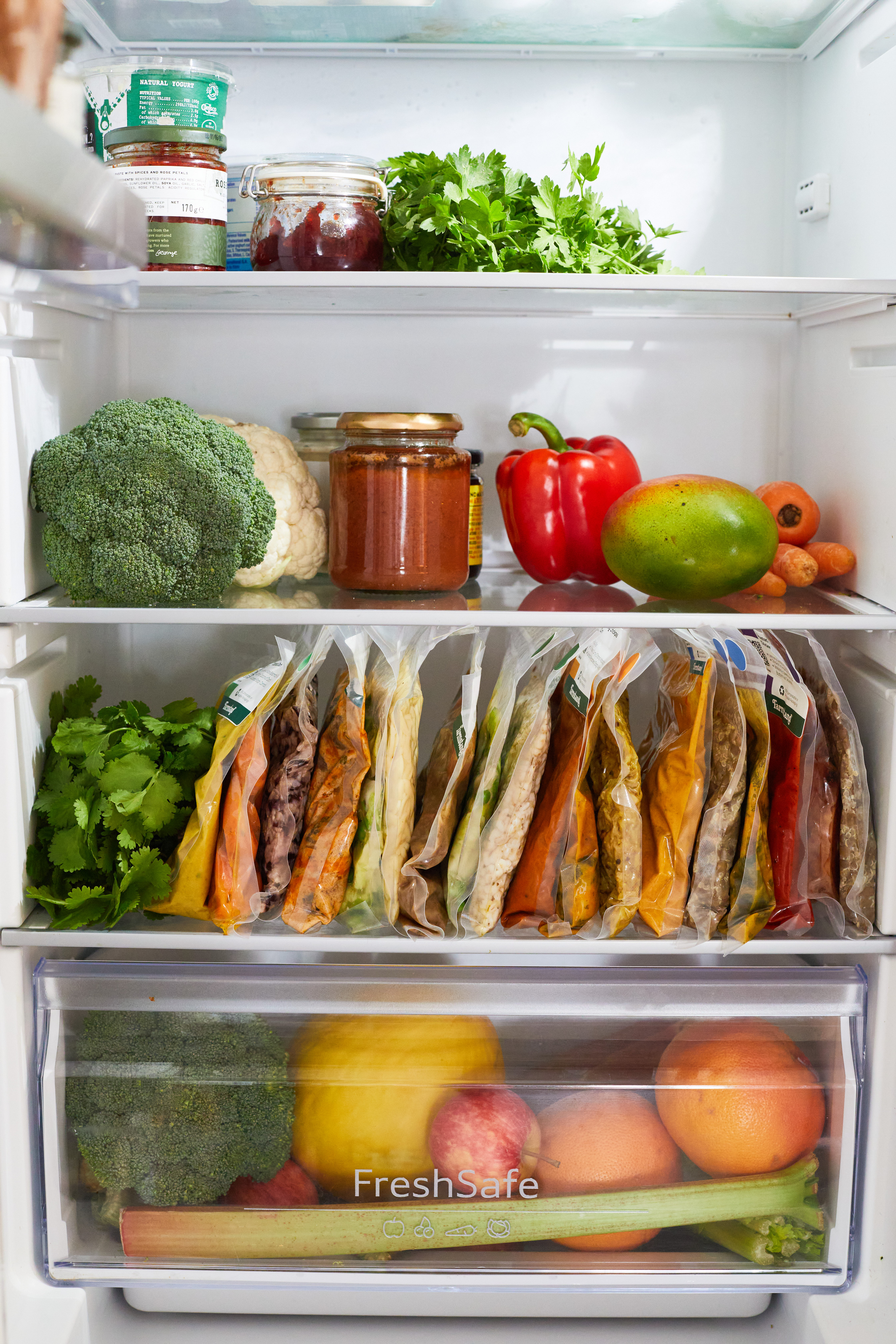 2788-fridge.jpg
