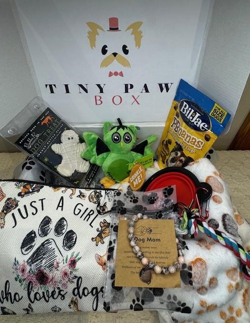 151-tiny-paws-box-october-sml-17293806975298.jpg