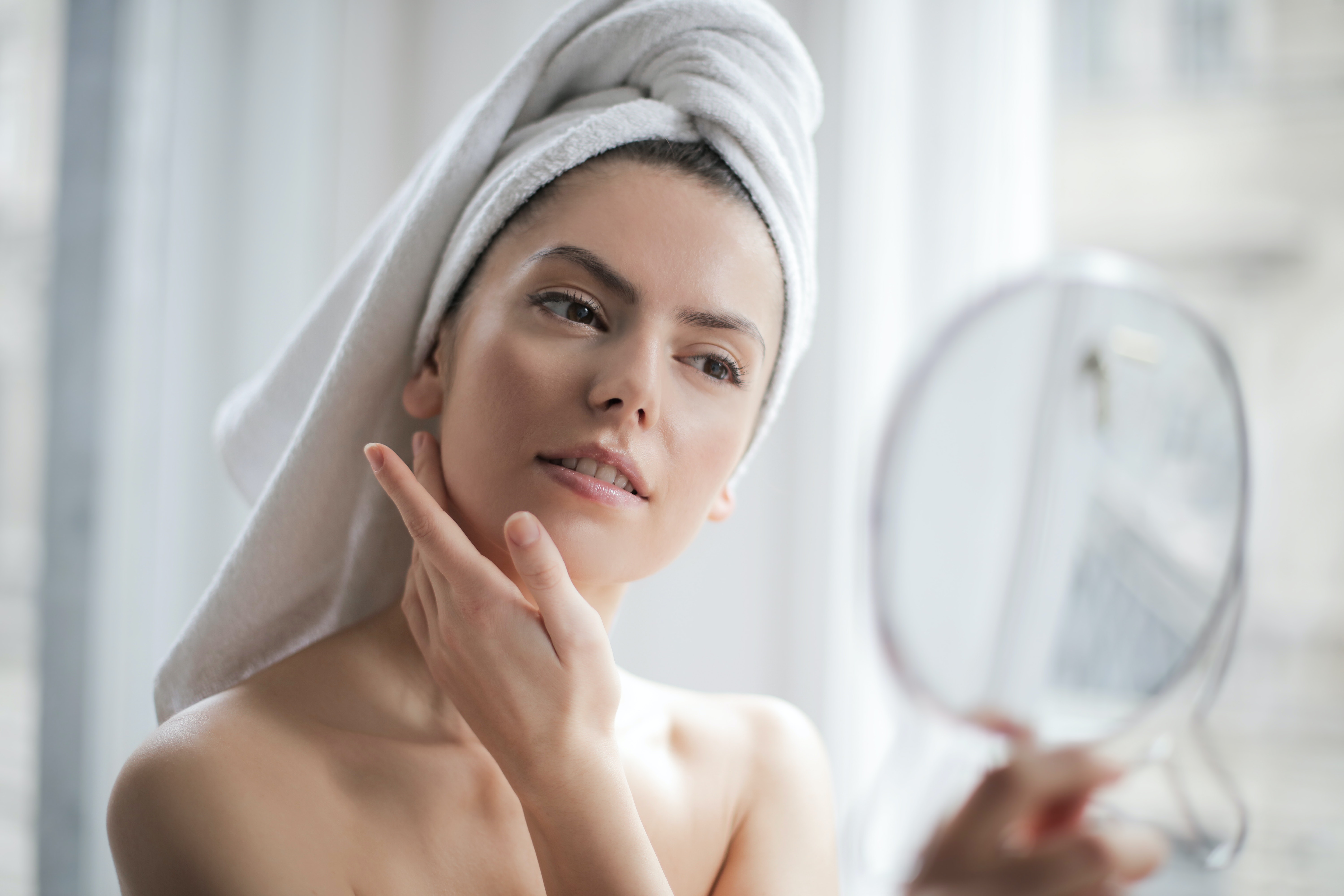 Obtenir une peau éclatante avec le CBD : Le secret d'une peau saine