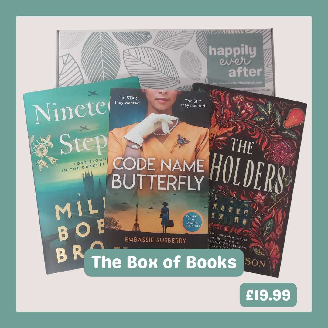 Book Subscription Gift Box with 3 books from chosen genre. This box contains Fiction and Historical Fiction books.