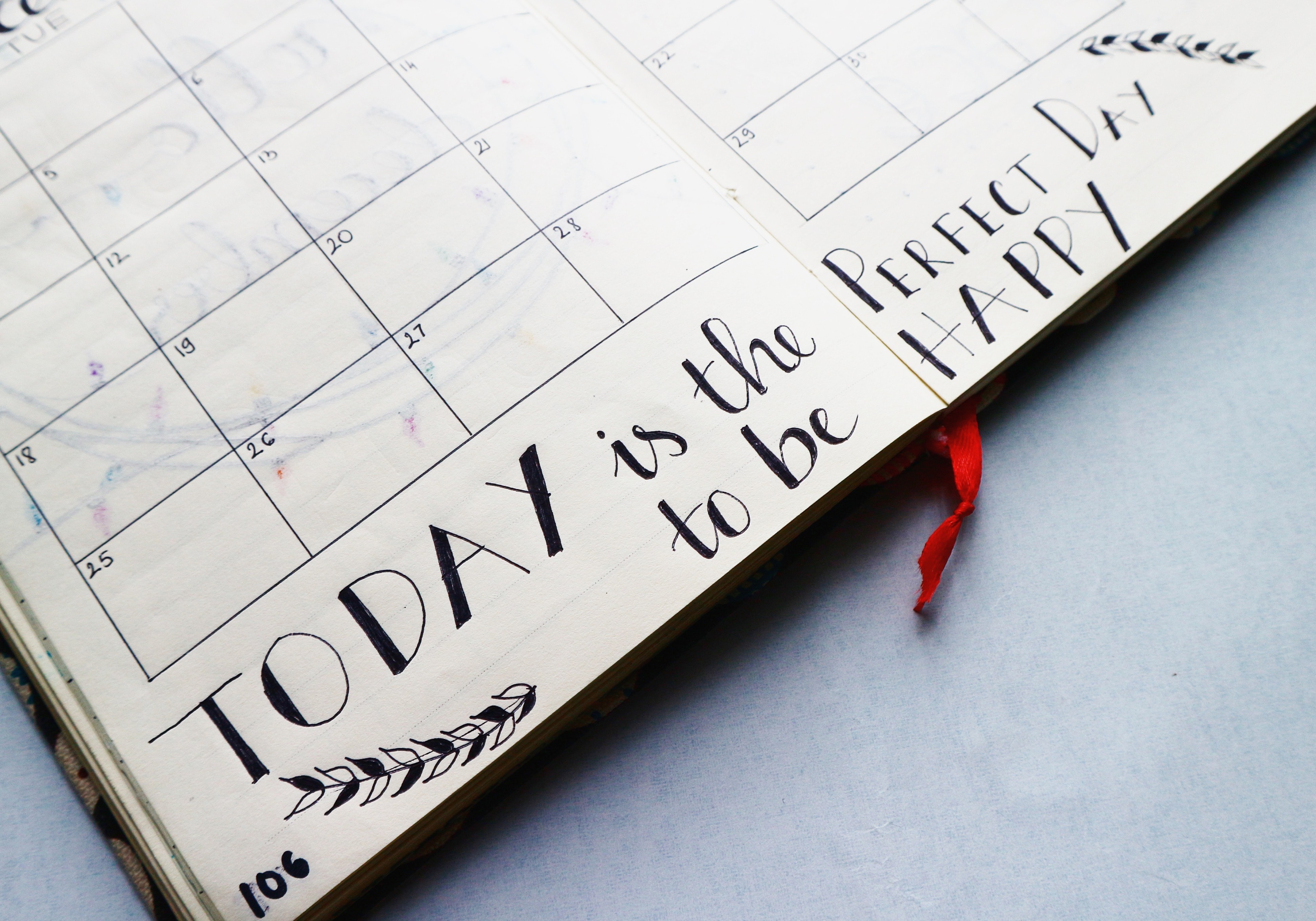 95038932725773-pexels-bich-tran-636246-calendar.jpg