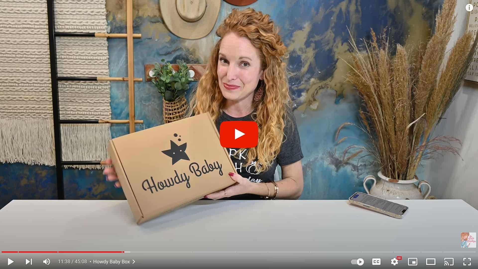 Howdy Baby box unboxing video
