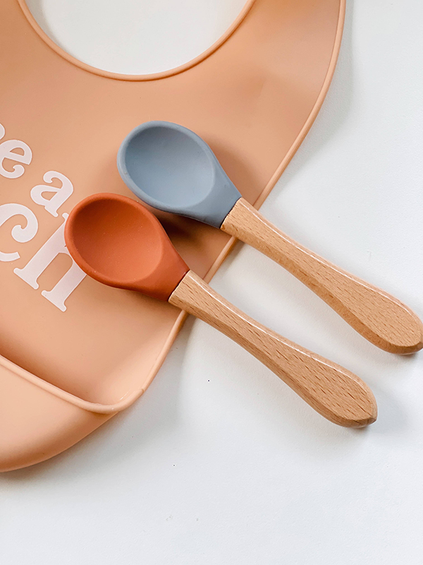 baby spoon set from Howdy Baby toy and activity subscription box