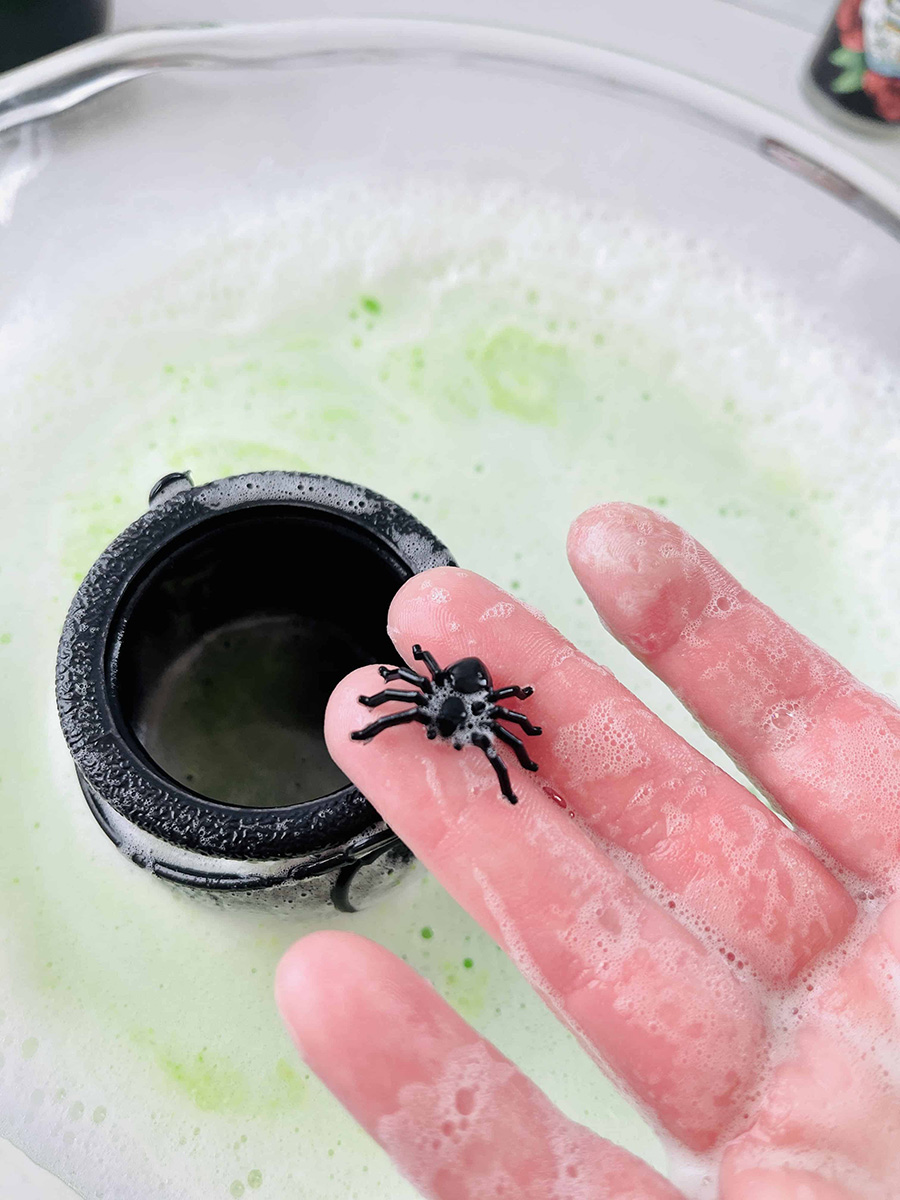 witches brew bath bomb for halloween