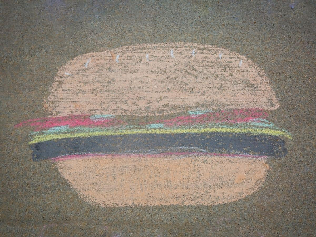 hamburger funny chalk art