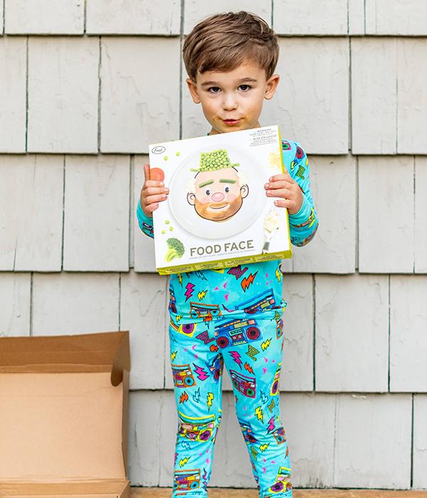 funny face snack plate from September 2023 Howdy Baby childrens subscription boxes