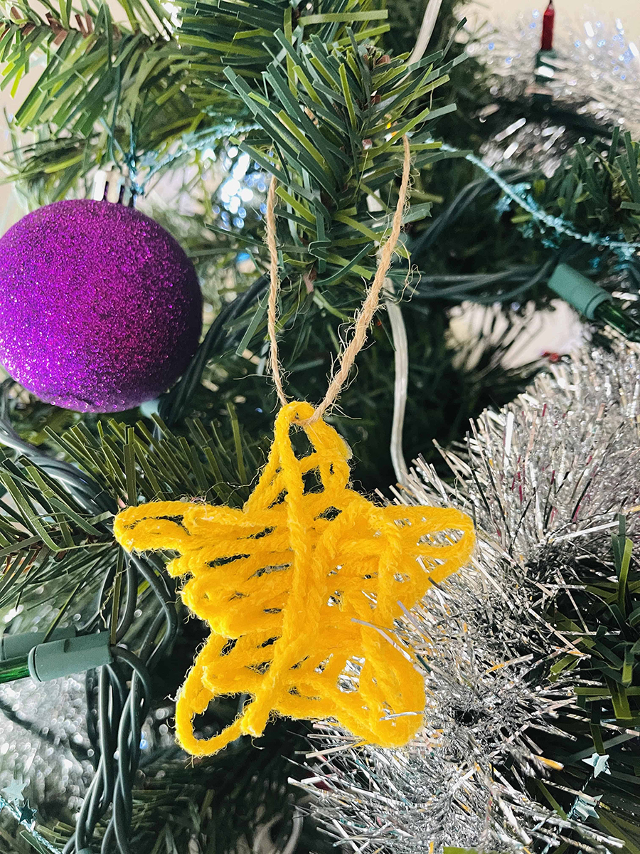 star shaped diy ornaments for christmas tree