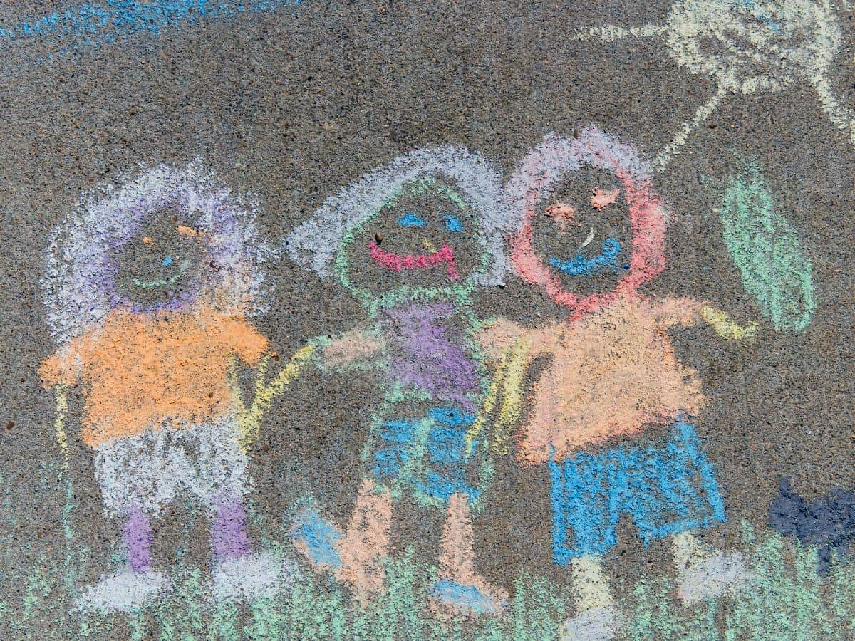 family portrait chalk art ideas for kids and toddlers