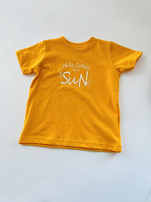 Here Comes The Sun t-shirt from the April 2023 Howdy Baby kids box