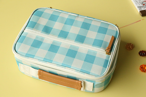blue plaid kids insulated lunch box
