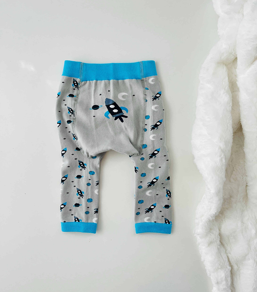 rocket ship print knitted baby pants