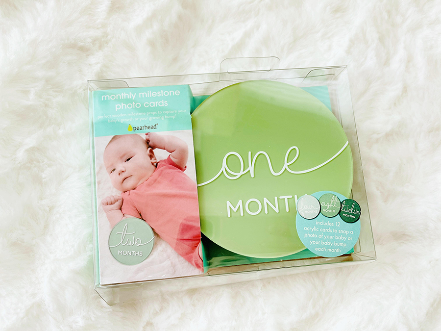monthly milestone markers for baby
