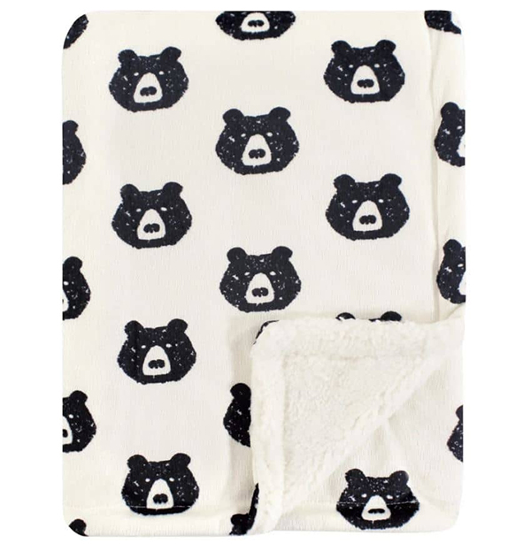 plush bear blanket featured in December 2022 Howdy Baby mommy to be boxes