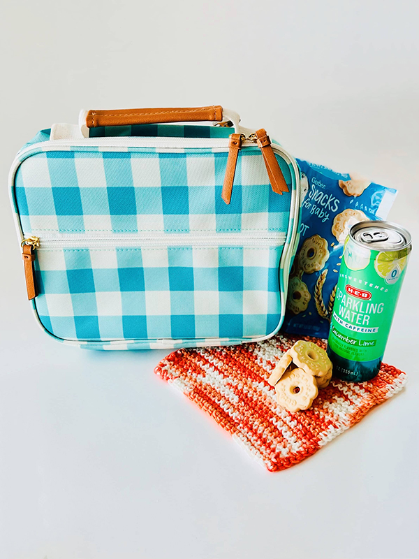 insulated lunch box from the Howdy Baby preschool subscription box