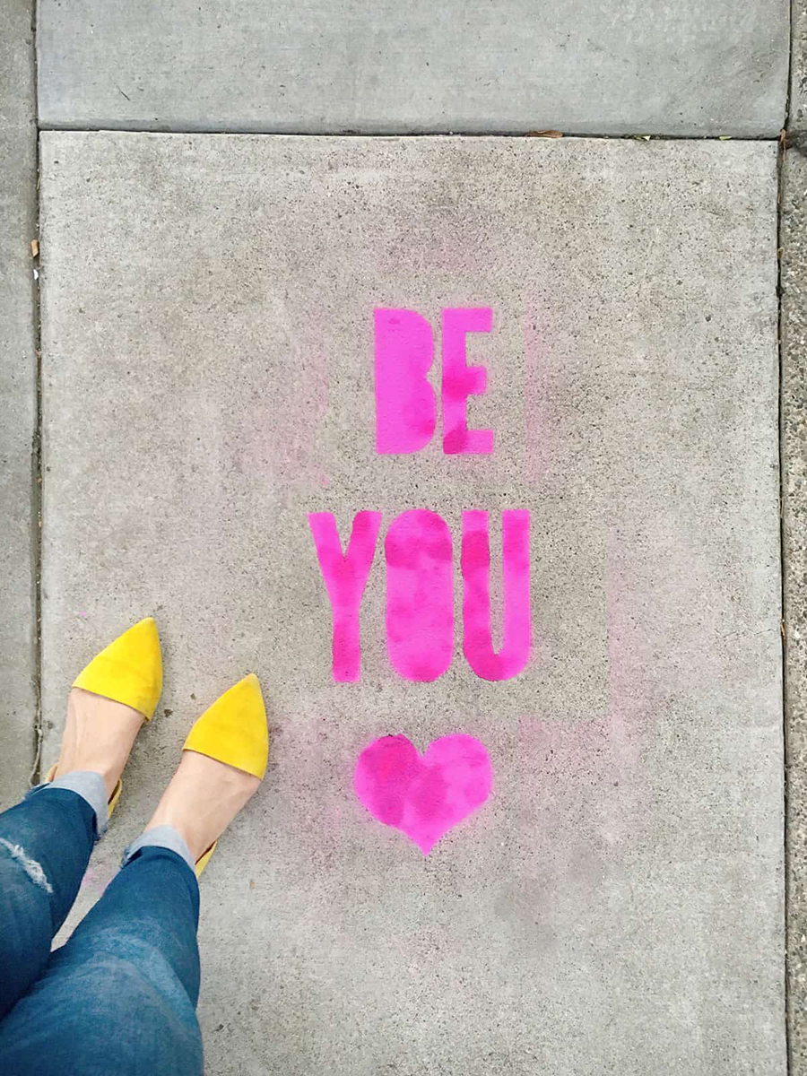 sidewalk chalk art ideas DIY stencils