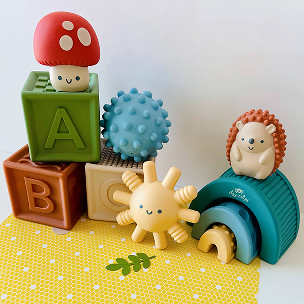 10 piece nature block play set for babies and toddlers from Howdy Baby subscription box for expecting moms
