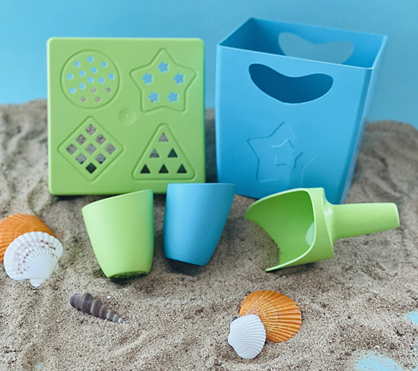 ocean safe beach toys from June 2022 Howdy Baby subscription boxes to gift