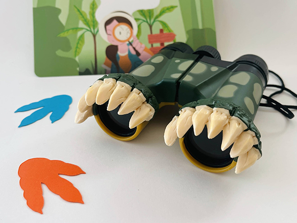 alligator themed toy binoculars for kids