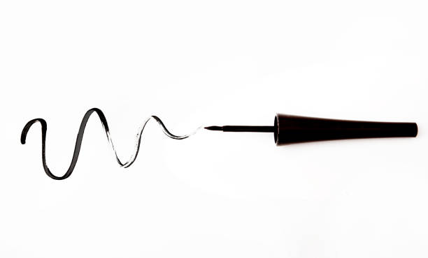 5 Disability Friendly Tips for Keeping Your Eyeliner Straight 