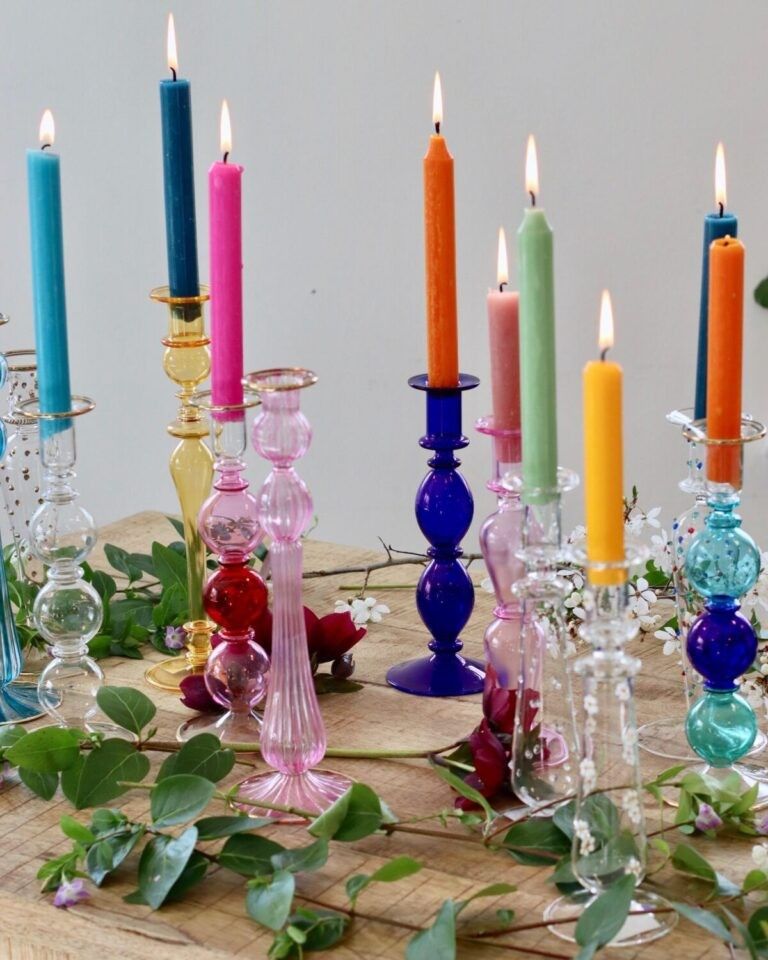 Des bougies colorées pour un Noël anti-boring