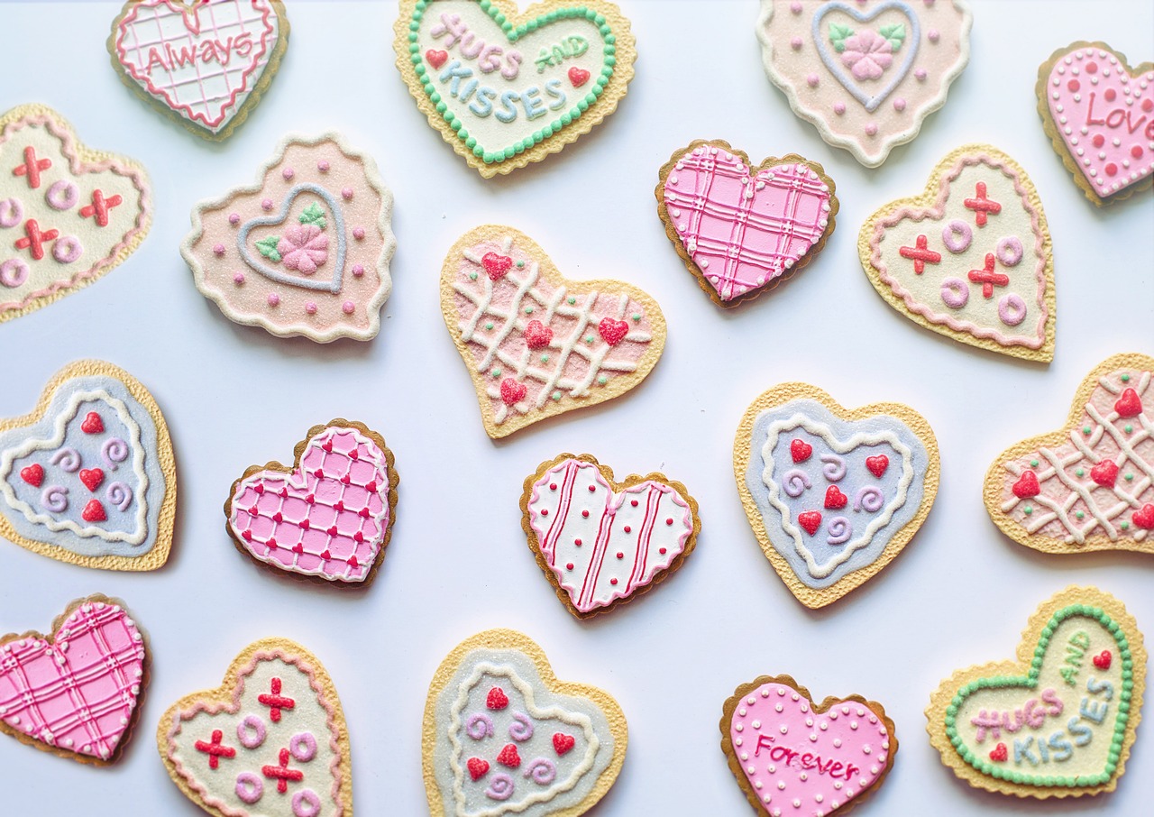 r483-valentines-day-39841541280-16963230138651.jpg