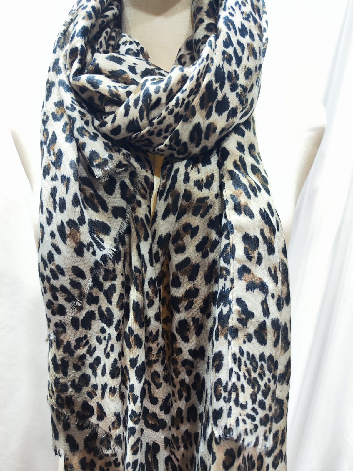 1903-foulard-17422418563816.jpg