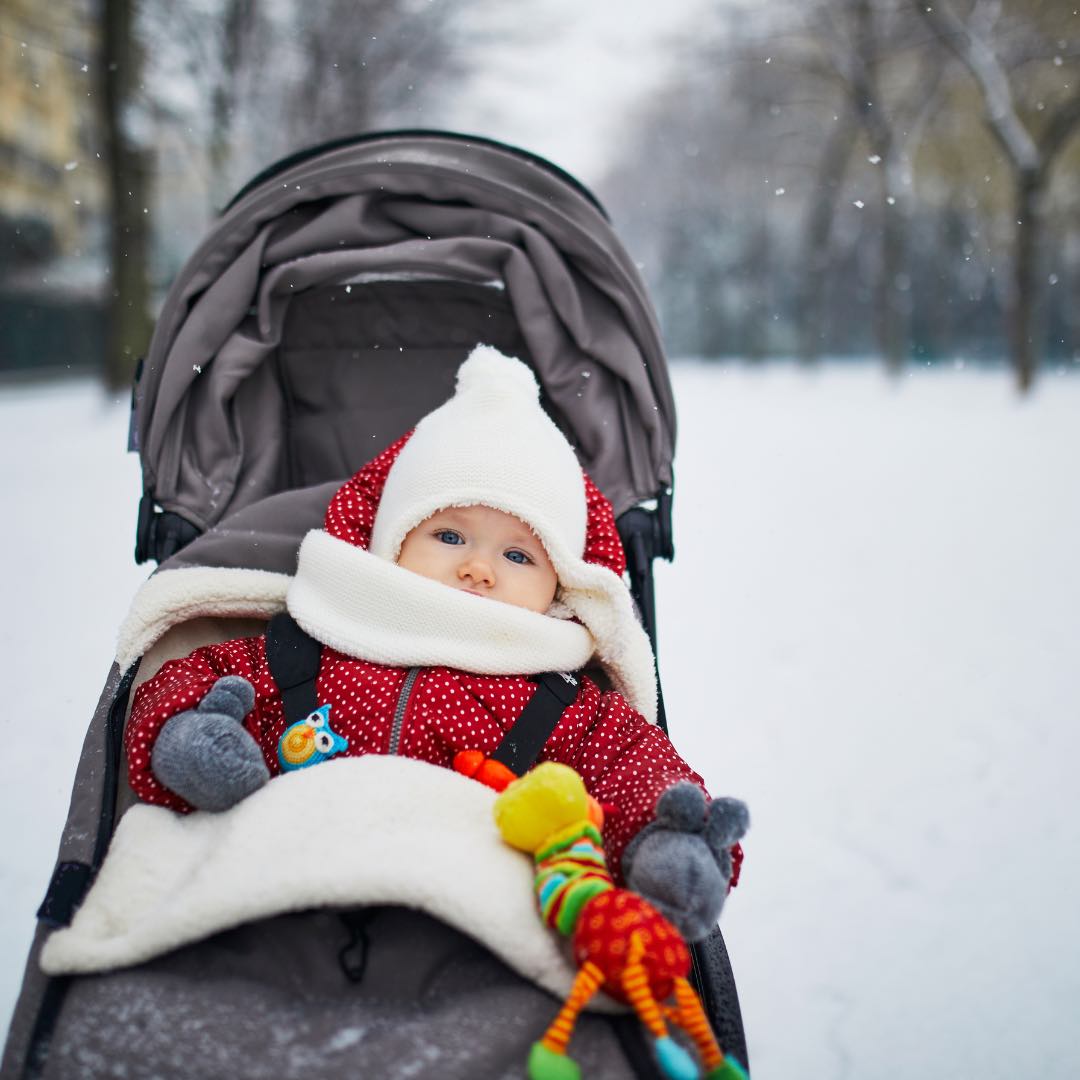 16 Tips for Surviving the Holidays With a Newborn