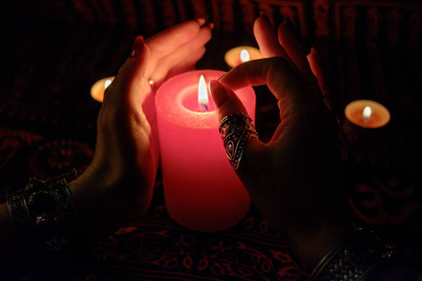 Comment la bougie spirituelle et utilisée pour la pratique de L'esotérisme ?