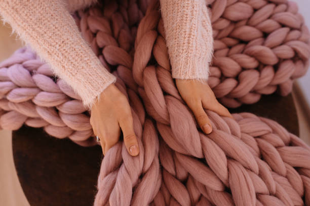 Quel plaid choisir pour ces moments cocooning ? On vous dit tout !