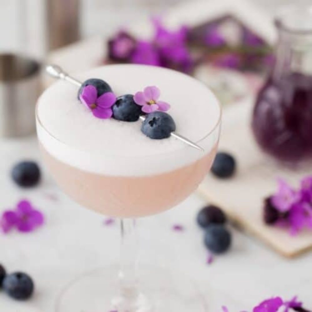 Embrace Spring with the Refreshing Lemon Lavender Gin Sour