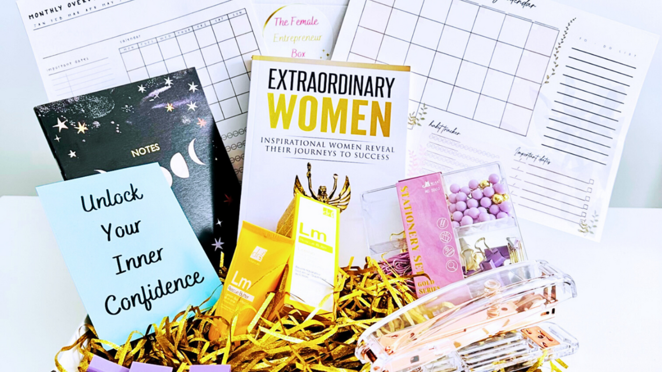 **UNLOCKING SUCCESS: HOW THE FEMALE ENTREPRENEUR BOX BOOSTS SOCIAL MEDIA MANAGERS**