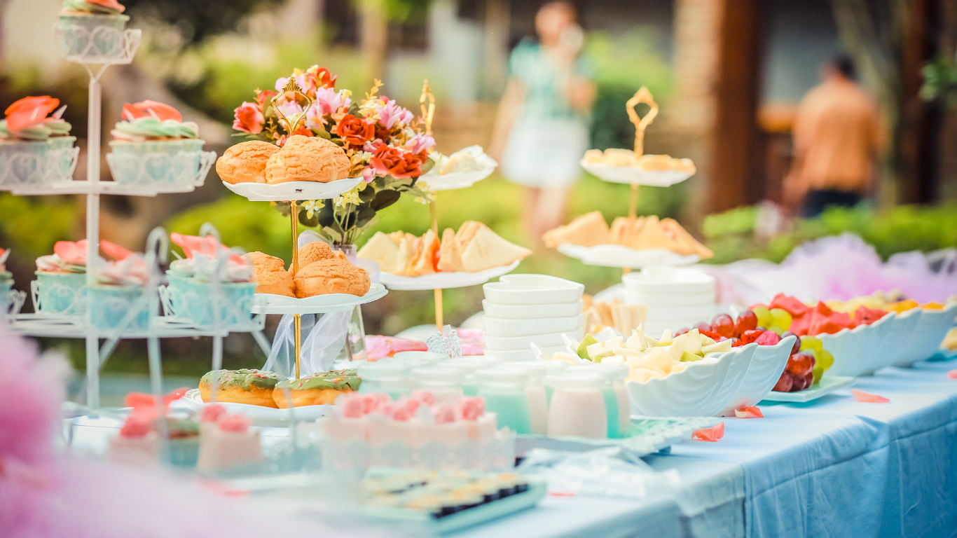 **BOOSTING SUCCESS: HOW THE FEMALE ENTREPRENEUR BOX HELPS EVENT PLANNING PROFESSIONALS**
