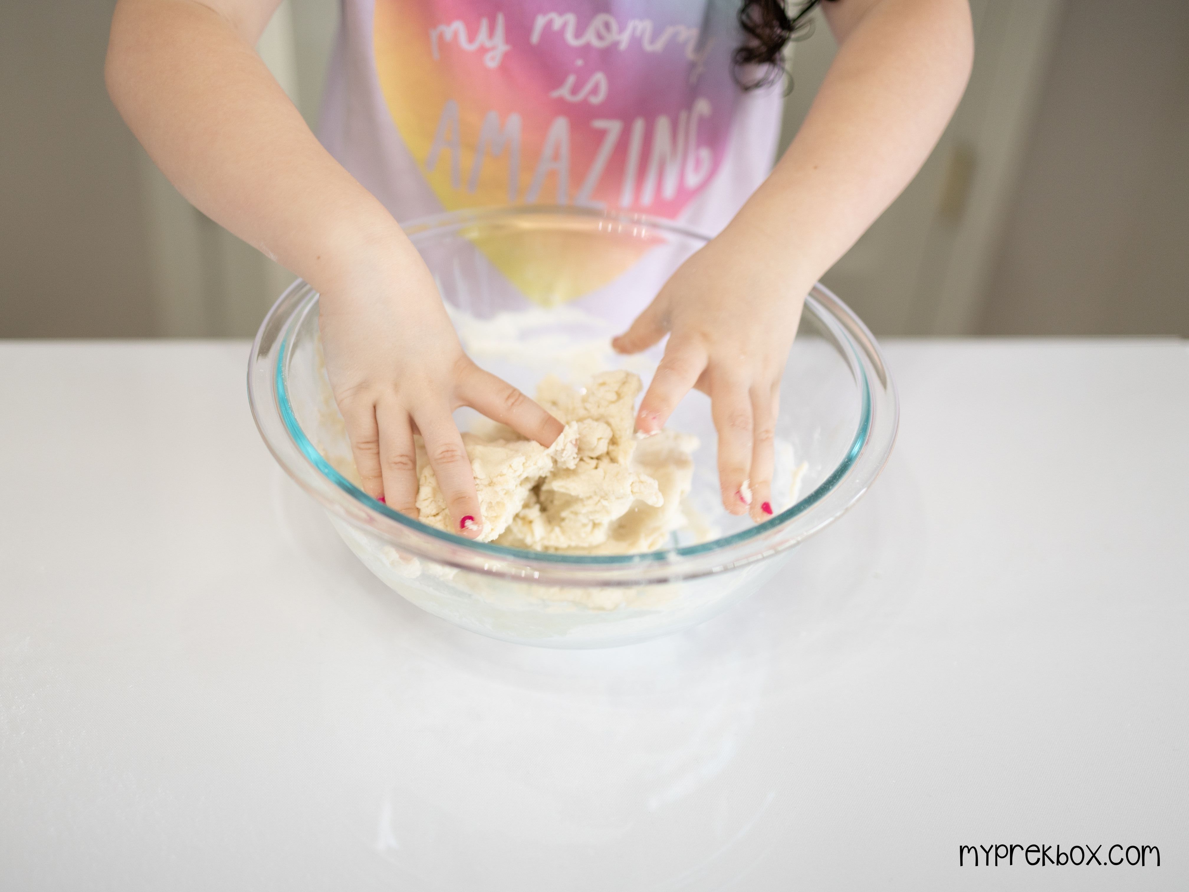 diy-pirate-doubloons-mixing-with-hands