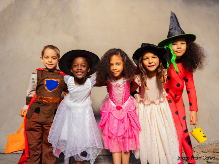 kids on Halloween costumes