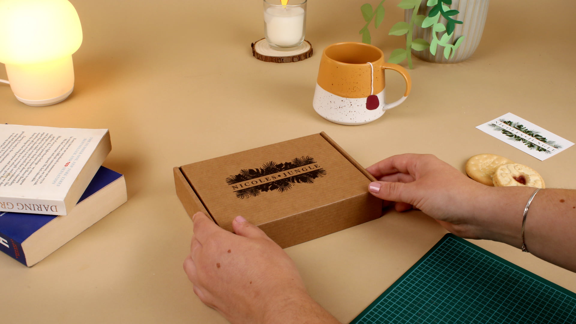 918-r885-paper-plant-subscription-box-for-gifting-nicoles-jungle-17528426461881.jpg