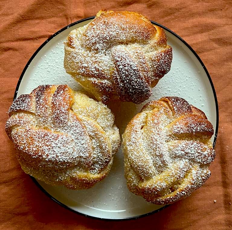 3451-vanillabunsdone-16947460639328.jpeg