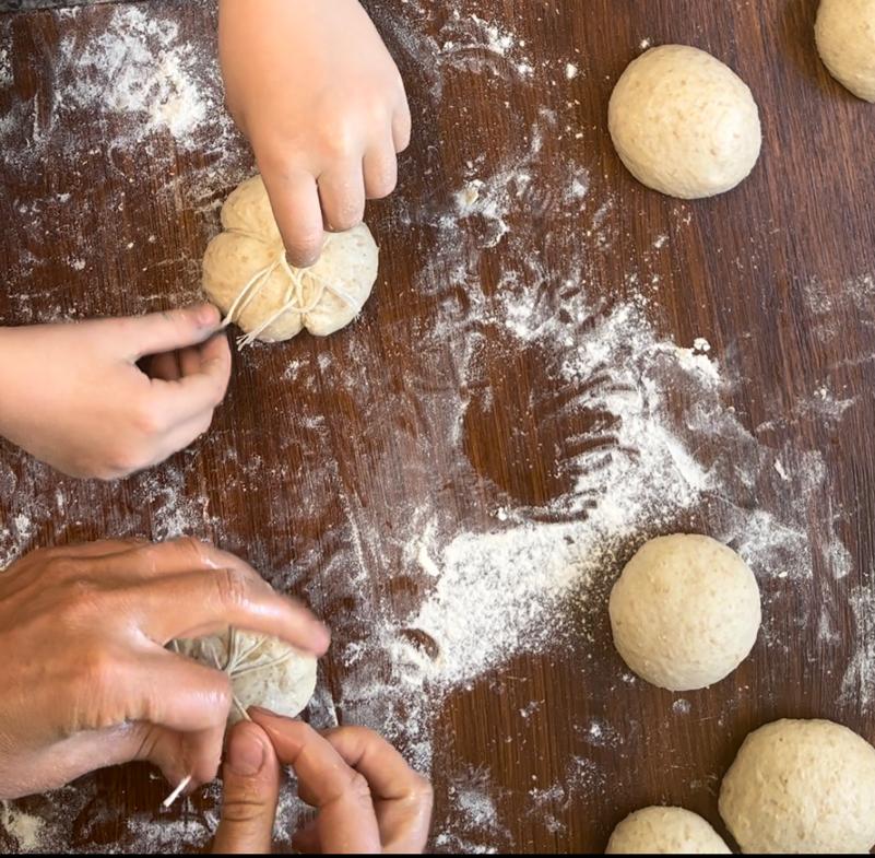 pumpkin bread rolls