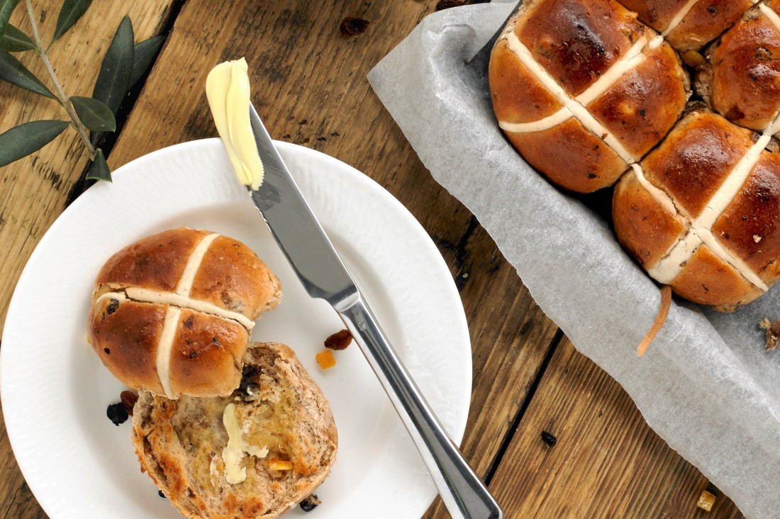 Olive Oil Hot Cross Buns