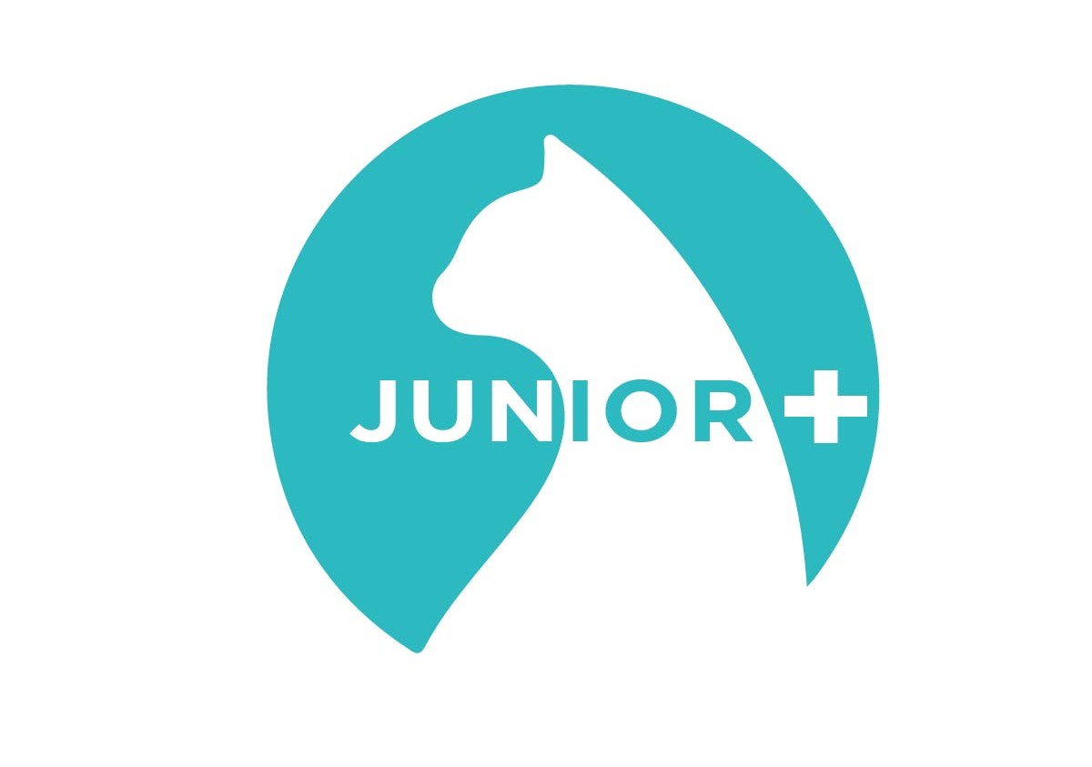 01801200843994-9livesjunior-rgb-03.jpg