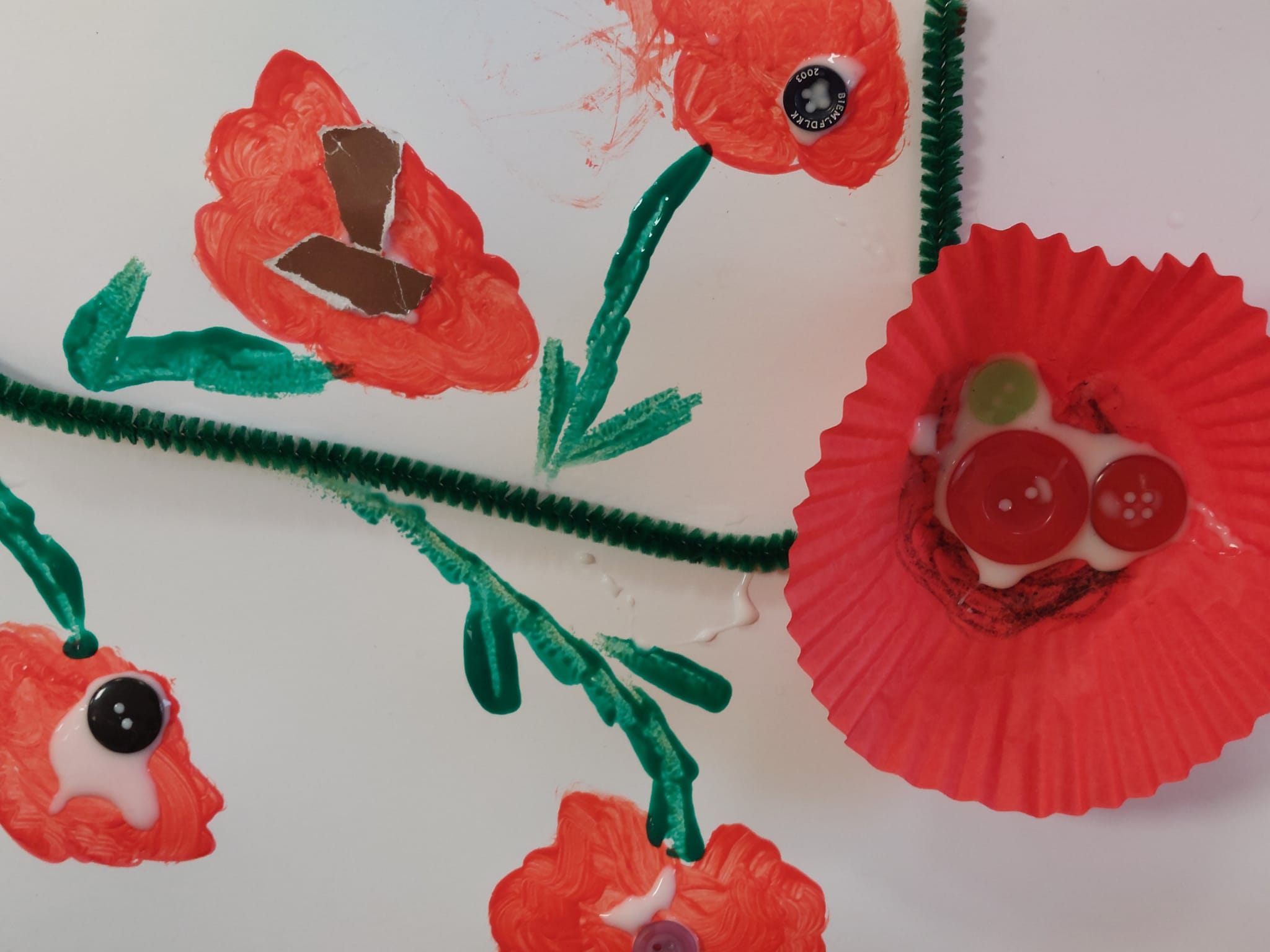 make a poppy field picture